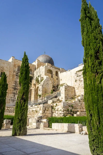 Al-Aqsa Mosque, archaeological park Davidson Center in Jerusalem, Israel — Stock Photo, Image