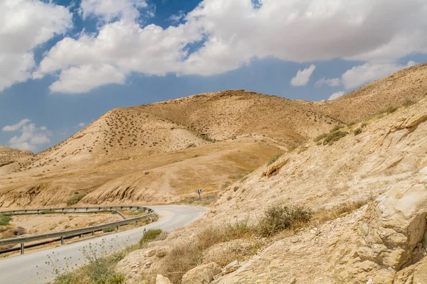 Yol Judaean çölde kutsal topraklarda, İsrail — Stok fotoğraf