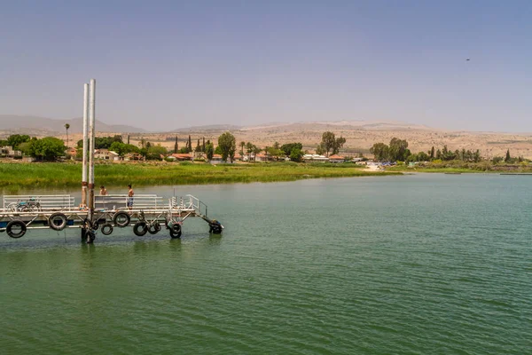 A mólón a Galileai-tenger, Izrael — Stock Fotó
