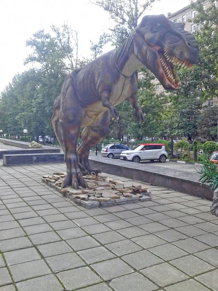 Tiranosaurio Figura Del Tiranosaurio Encuentra Cerca Del Museo Darwin Moscú —  Fotos de Stock