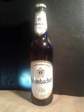 Krombacher Pils. Bira Krombacher Brauerei Gmbh & Co. Kg. Kg Kreuztal Alman şehir içinde şirketin de üretilen bira markası