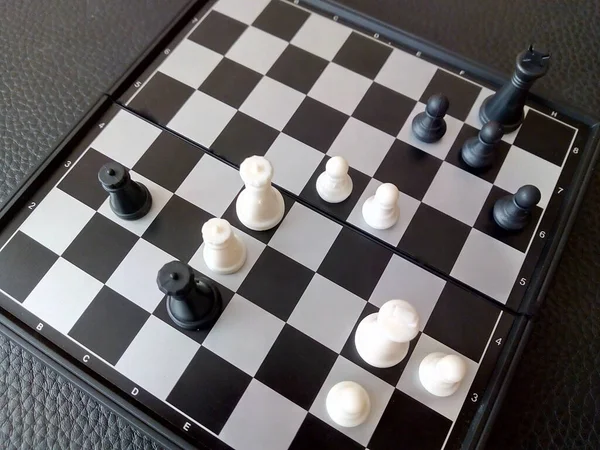 White Est Rendu Victoire Des Pièces Noires Jeu Échecs — Photo