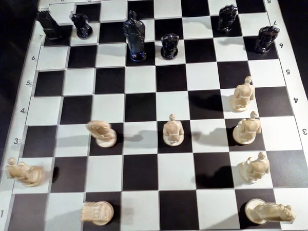 Black Vzdal Vítězství Bílých Kousků Šachy — Stock fotografie
