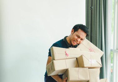 Postacı alıcıya göndermek için posta kutusunu hazırla.