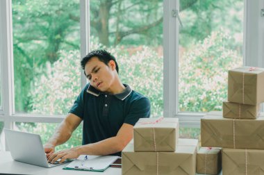 Postacı alıcıya göndermek için posta kutusunu hazırla.