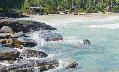 Yazın güzel mavi okyanus ve gökyüzü Güneydoğu Asya, Thaila