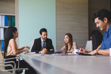 İş adamları iş toplantısı.