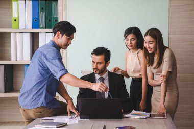 İş adamları iş toplantısı.