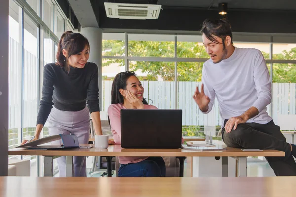 Casual office concept — Stock Photo, Image