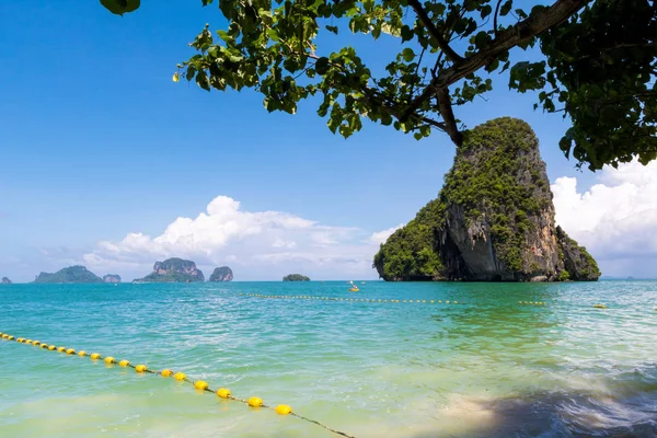 Beach sand sea and island,sky — Stockfoto