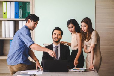 İş adamları iş toplantısı.