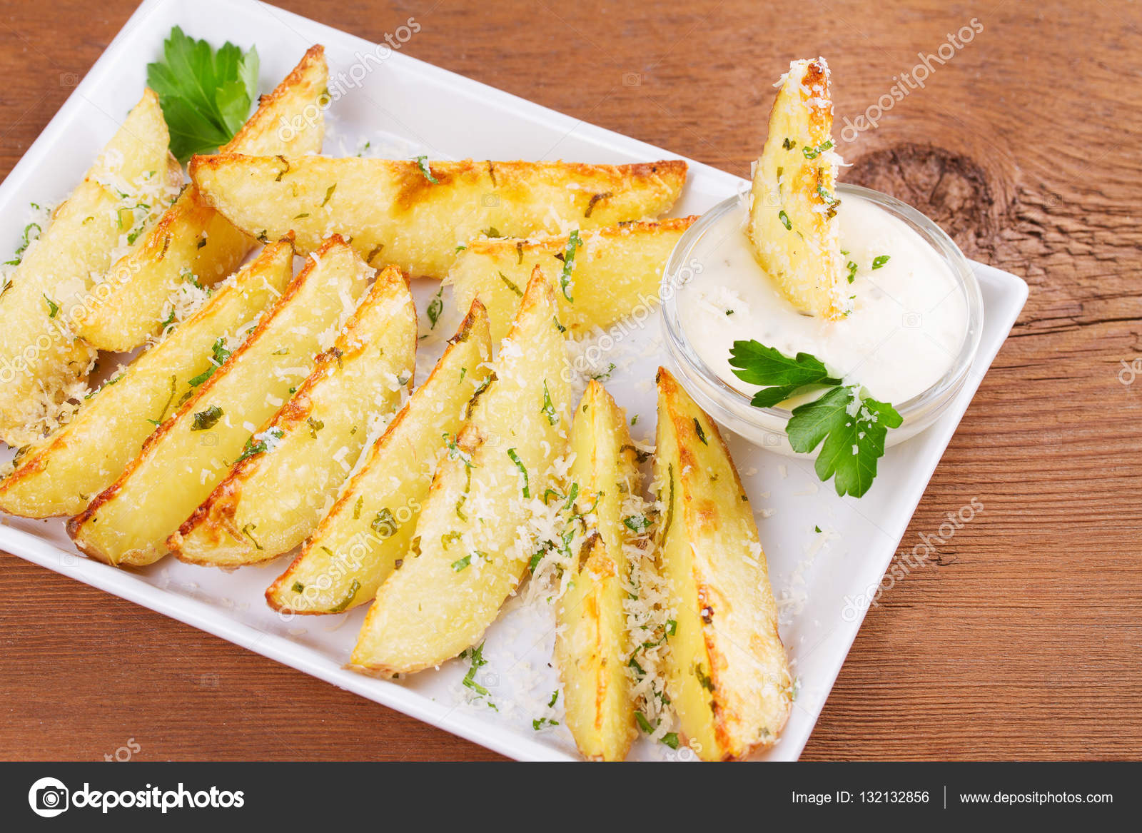 Fırında Parmesanlı Patates Fırında Parmesanlı Patates