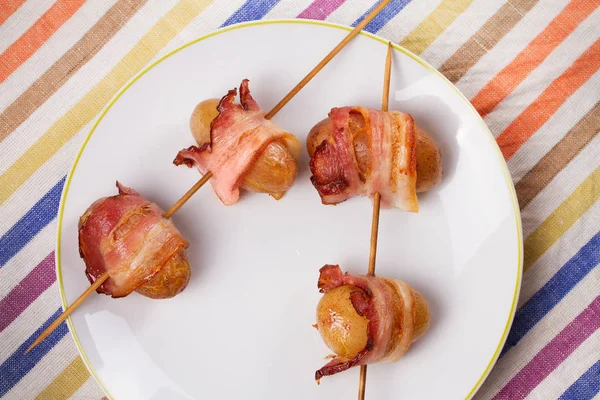 Bacon wrapped aardappel — Stockfoto