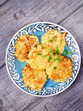 Patates gözlemesi. Sebze börek.