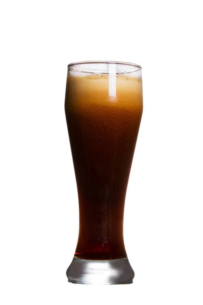 Bicchiere di birra isolato su sfondo bianco. Ale . — Foto Stock