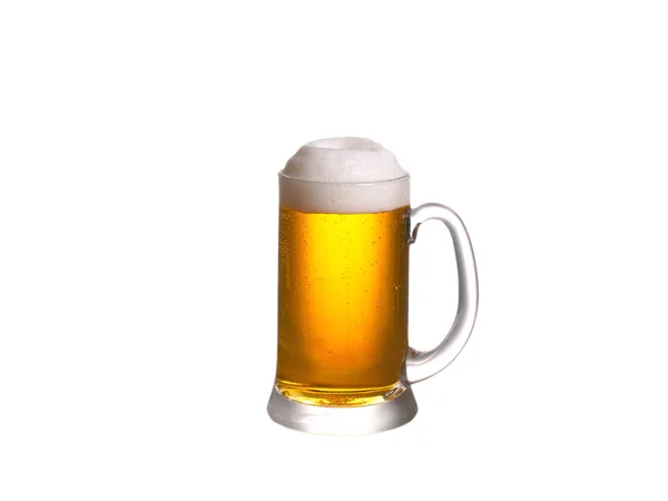 白い背景で隔離のビールのグラス。エール — ストック写真