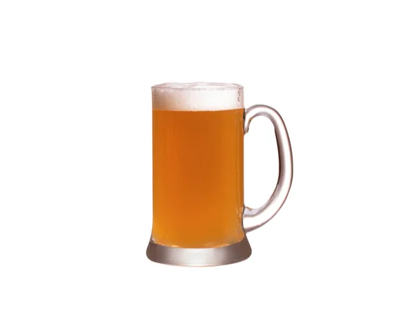 白い背景で隔離のビールのグラス。エール — ストック写真