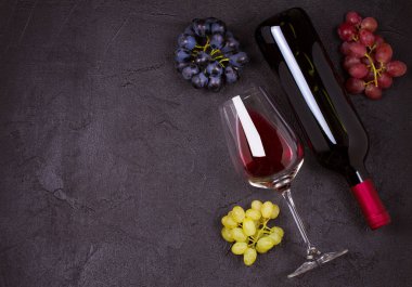 Balkabagi ve beyaz kase çorbaya pastırma