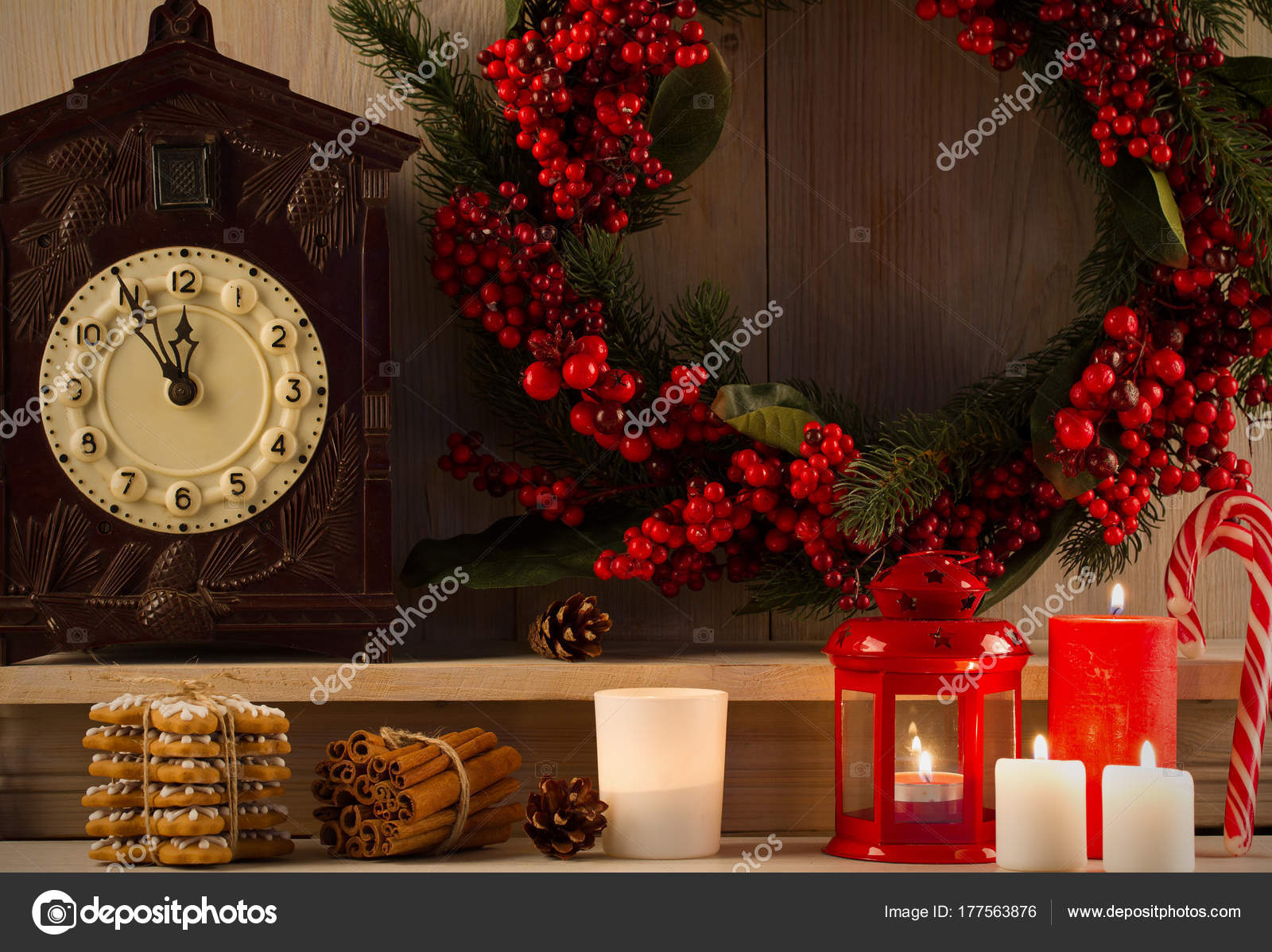 Composition Noel Maison Douce Decoration Noel Sur Fond Bois Composition Noel Maison Douce Decoration Noel Sur Fond Bois