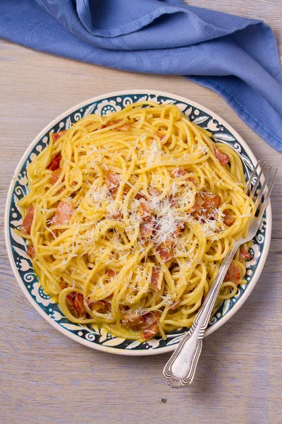 Carbonara Pasta Spaghetti Alla Carbonara Cremosi Piatto Cucina Italiana Vista — Foto Stock