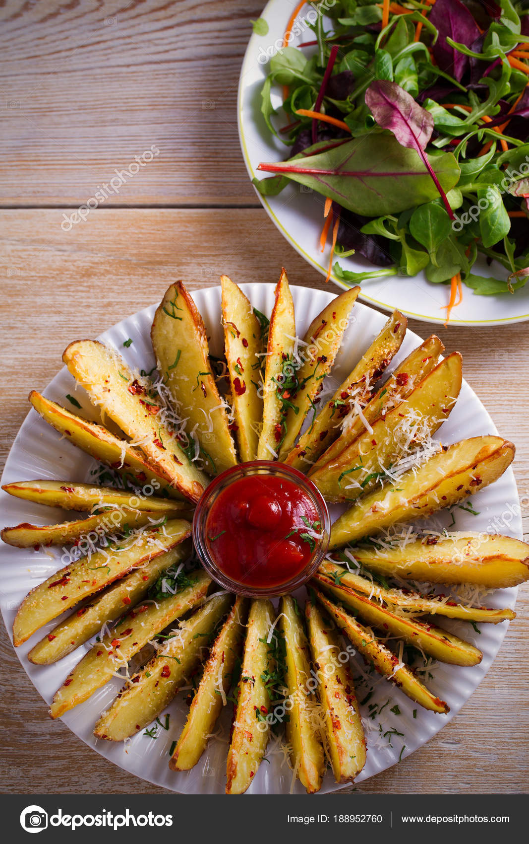 Fırında Parmesanlı Patates Fırında Parmesanlı Patates