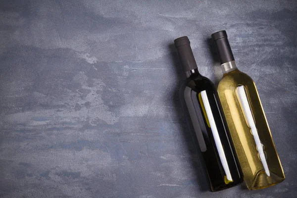 Botellas Vino Tinto Blanco Sobre Fondo Oscuro Concepto Vino Vista — Foto de Stock