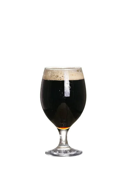 Copo Cerveja Cerveja Escura Preta Forte Isolada Fundo Branco Imagem — Fotografia de Stock