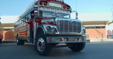 Chickenbus Linda Chapinita Xela Quetzaltenango, Guatemala 'dan ayrılıyor