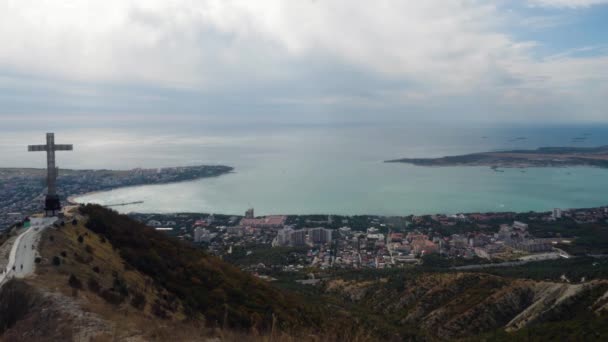 Промежуток Времени Солнечного Города Геленджик Берегу Залива Черного Моря Облачный — стоковое видео