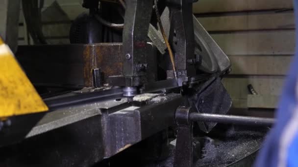 Cutting Steel Billet Tape Machine Smoke Dripping Coolant Worker Holds — Stock Video