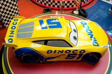 Disney Pixar filmi arabalar 3 yarış Mania. Emporium Hong Kong olay görüntüler.