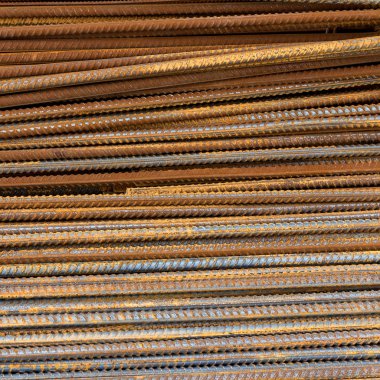 Paslı çelik takviye çubukları