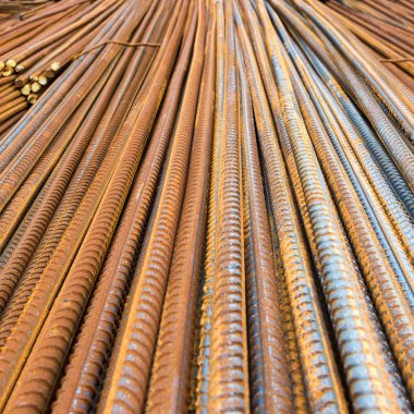 Paslı çelik takviye çubukları