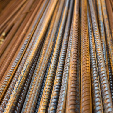 Paslı çelik takviye çubukları