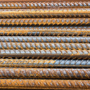 Paslı çelik takviye çubukları