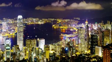 Geceleyin Hong Kong