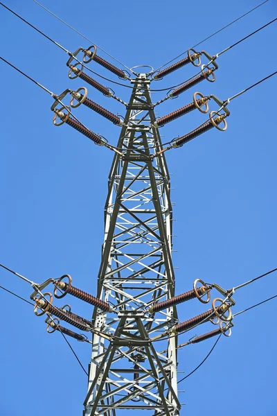 Vysoké elektrické pylon — Stock fotografie