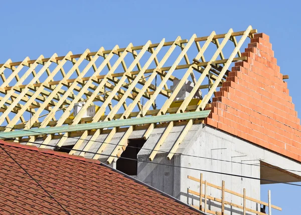 Construção de uma nova casa — Fotografia de Stock