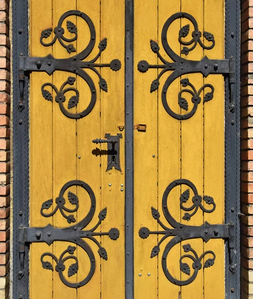 Drzwi kościoła — Zdjęcie stockowe