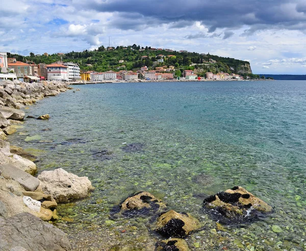 Litoral da cidade de Piran, Eslovénia — Fotografia de Stock