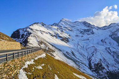 Pasterze buzul Grosslockner dağ Avusturya yanındaki