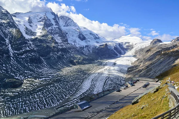Pasterze gletsjer naast Grosslockner berg in Oostenrijk — Stockfoto