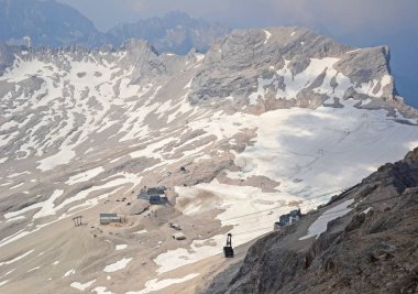 Eibsee Zugspitze Almanya'da görünümünü