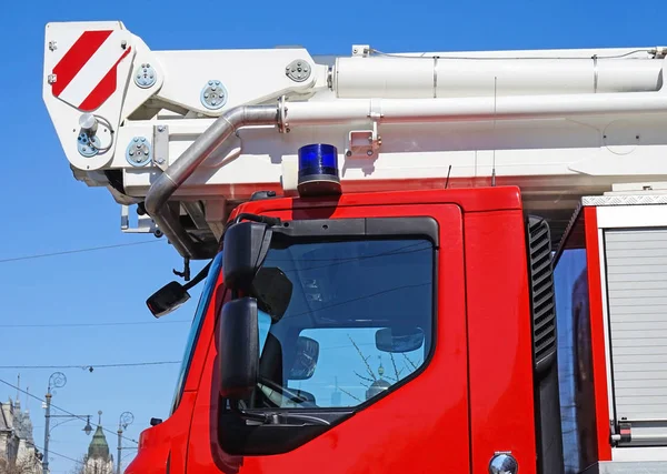 Parte dianteira de um caminhão de bombeiro — Fotografia de Stock