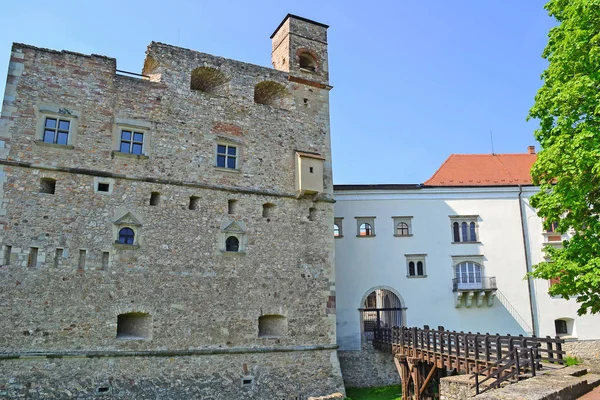 Vecchia fortezza della città di Sarospatak, Ungheria — Foto Stock