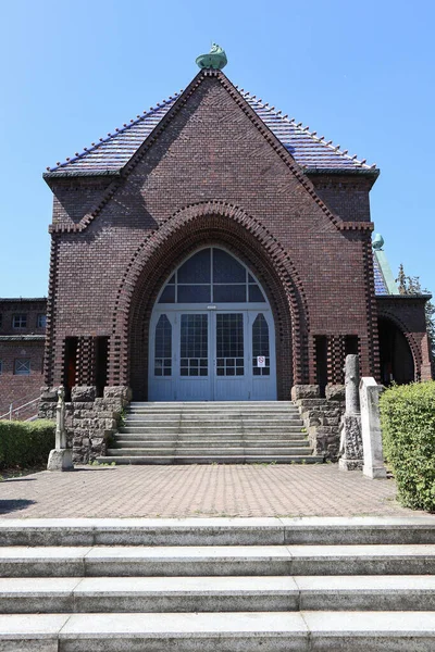 Building of the crematorium in the cemetery — ストック写真