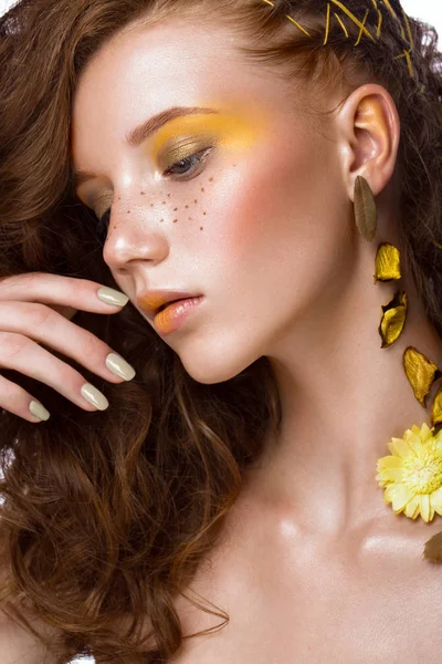 Portrait of beautiful red-haired girl with brightly colored art makeup and curls. Beauty face. — Stock Photo, Image