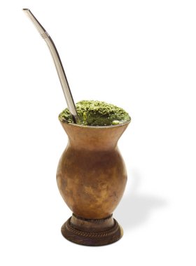 Chimarrao, geleneksel mate sıcak çay. Brezilya'nın güneyinden bir içki. Ayrıca dostum gibi biliyorum. Chimarro beyaz üzerine izole edilmiş. Mate beyaz izole.