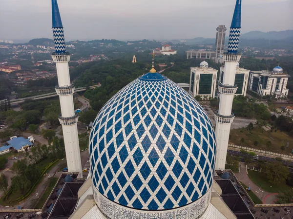 Alam masjid biru shah 16 Tempat