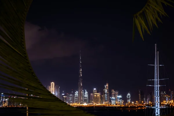 Gece Dubai Gökdelenleri — Stok fotoğraf